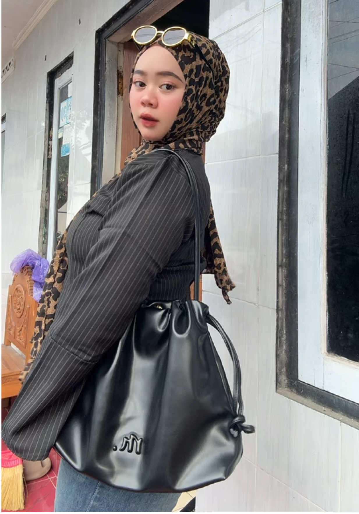 spill tas👀#fitcheck#outfit 