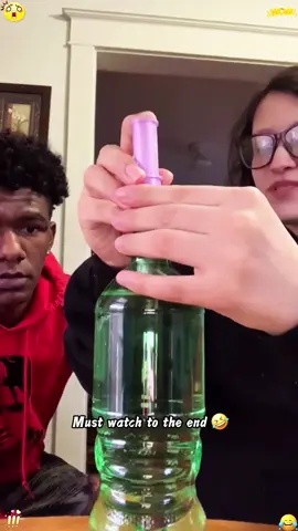 Showing my boyfriend how a tampon works#scare #scared #scareprank #prank #fun