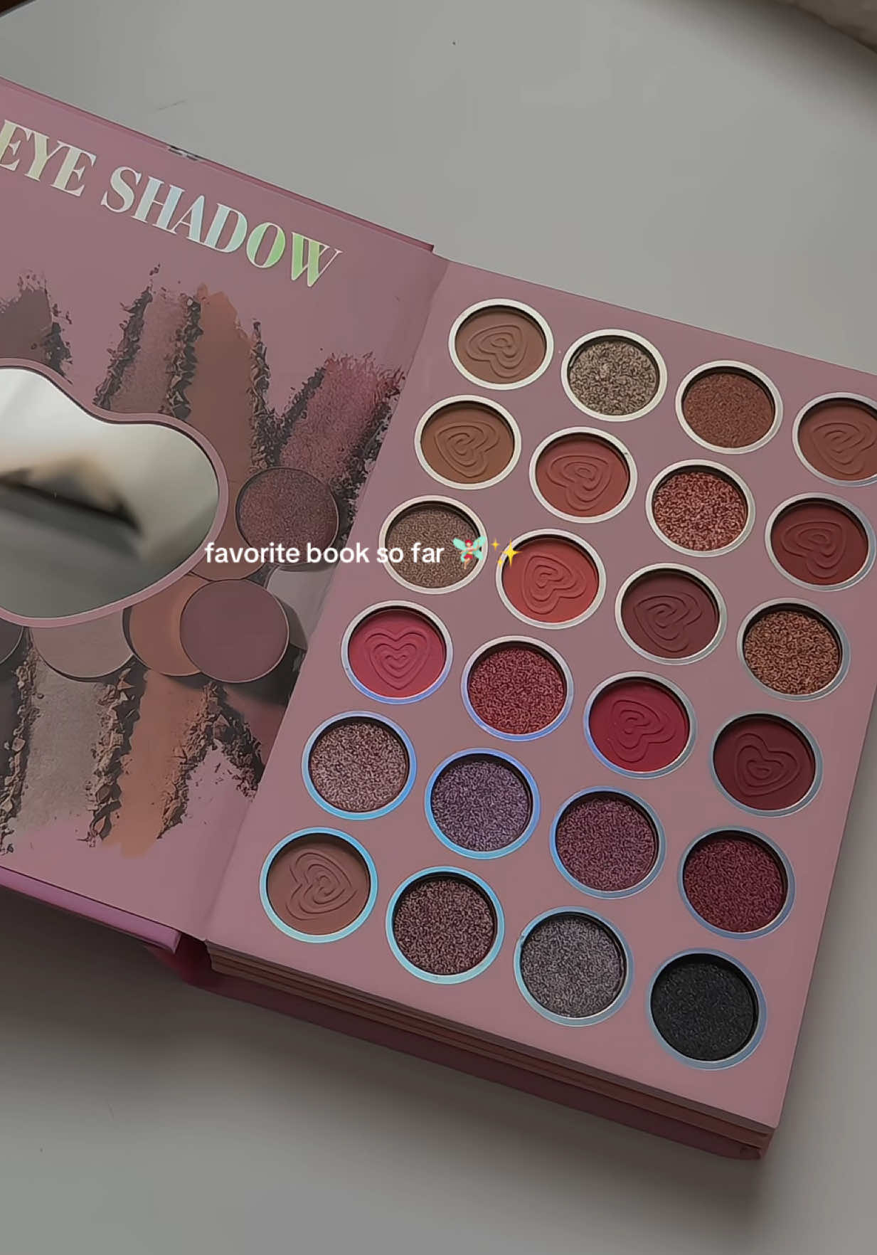 Because beauty deserves its own chapter 🧚🏻‍♀️ #makeupbook #Makeup #giftideas #giftideasforgirls 