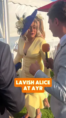 We’re back at Ayr on Friday for Ladies Day 🧡 #RacedayTV #horseracing #fashion 