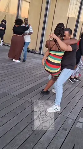 Rdv dimanche les amis pour la dernière afro carribbean station avec @Dj JayPee Ayiti 🇭🇹🇨🇵 🔥💃🏾🕺🏾🎂🥂 #dance #konpa #pourtoi #evenement #caraibe 