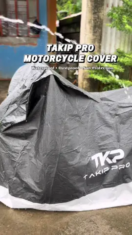 Protect your motorbike from dust, UV rays, and rain with this 3-layer heavy-duty cover 🚲✨ Durable, waterproof, and with lock-holes for added security.  #takippro  #motorcyclecover #motorcover #motorcycleriders #motorcycleessentials 