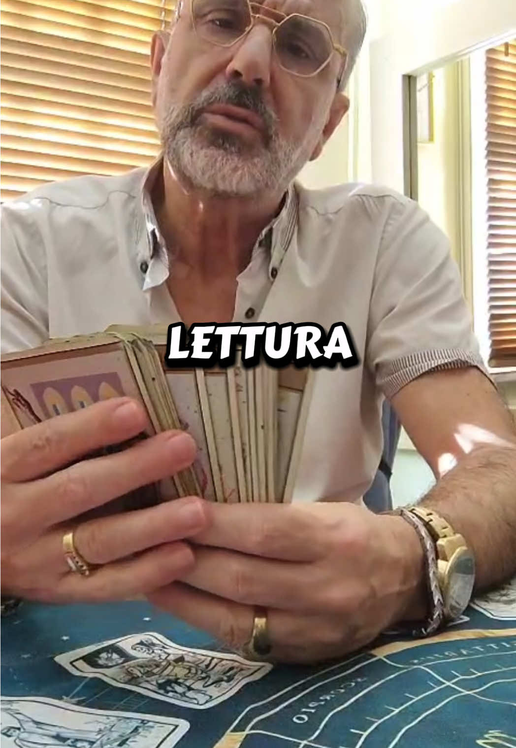Ti offro la prima lettura con i miei tarocchi completamente gratuita! Contattami #letturatarocchi #sensitivomariopazienza #consultogratuito #tarocchitiktok #neiperteee 