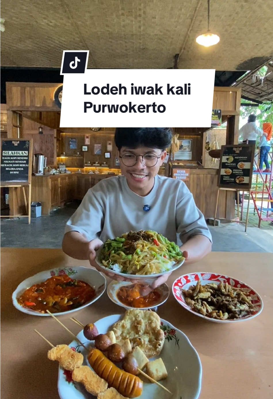 Tragedi Curug Baturraden 🌿 Temen-temen yang mau explore curug harus hati-hati ya kalo kurang bisa berenang lebih baik pake pelampung aja🙏🏻 @Lodeh Iwak Kali  #purwokerto #wisatapurwokerto #kulinerpurwokerto 