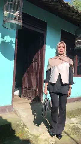 pinjam tas ibunda😔 #fyp #fitcheck 