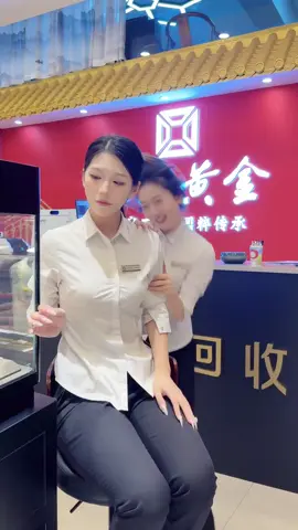 哥哥，难道你真的不喜欢我呢#珠宝💎小姐姐 #舞台无处不在