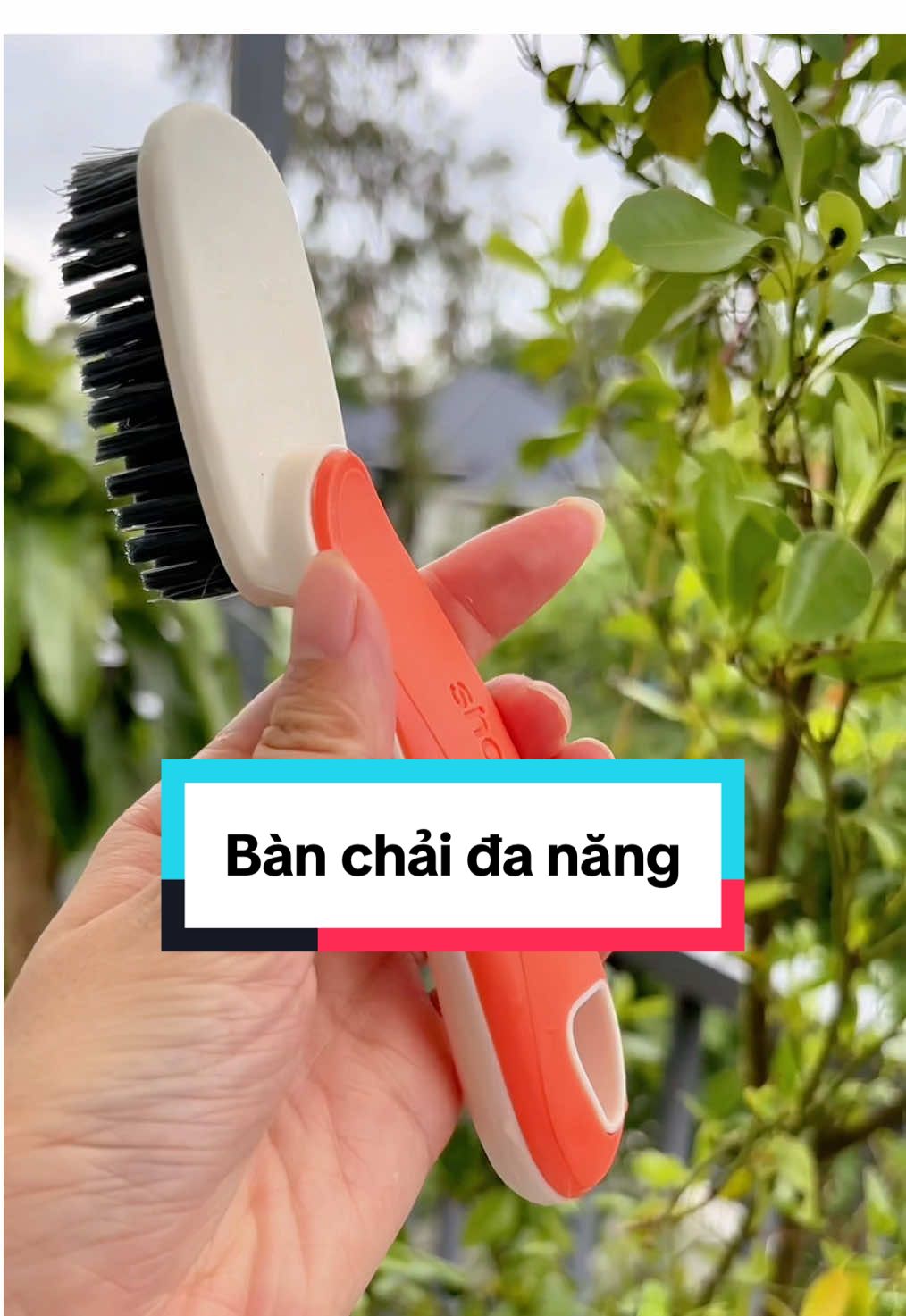 💥 Combo 5 tặng 1 bàn chải đa năng tiện lợi  các bác sắm vài cái về dùng dần nha @Hiền Không Hiền #banchaidanang #banchai #giadungtienich #hienkhonghien #xuhuong 