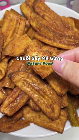 chuối sấy mè gừng ăn vặt tuổi thơ của tui nè #chuoisay #chuoisaymegung #traicaysay #anvattuoitho 