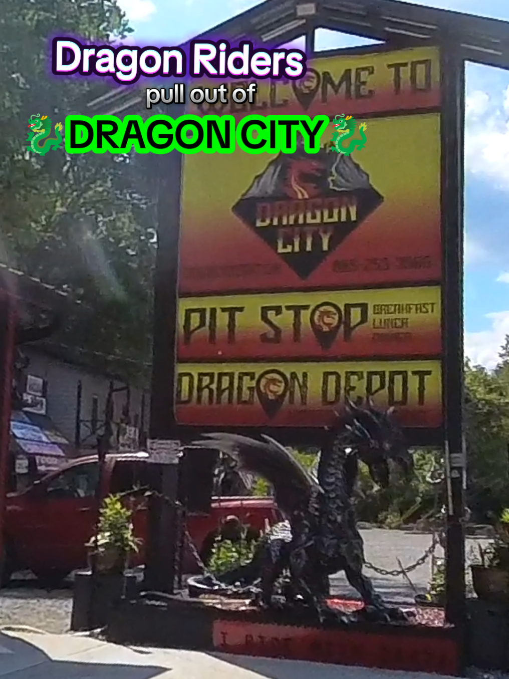 Come on in sometime and say Hi! 🐉 w/ @Sarah Plemons @abby 🩷🪩 @Dakota whitteaker  #tailofthedragon #bikergirl #bikerlife #motorcycle  #kawasaki 