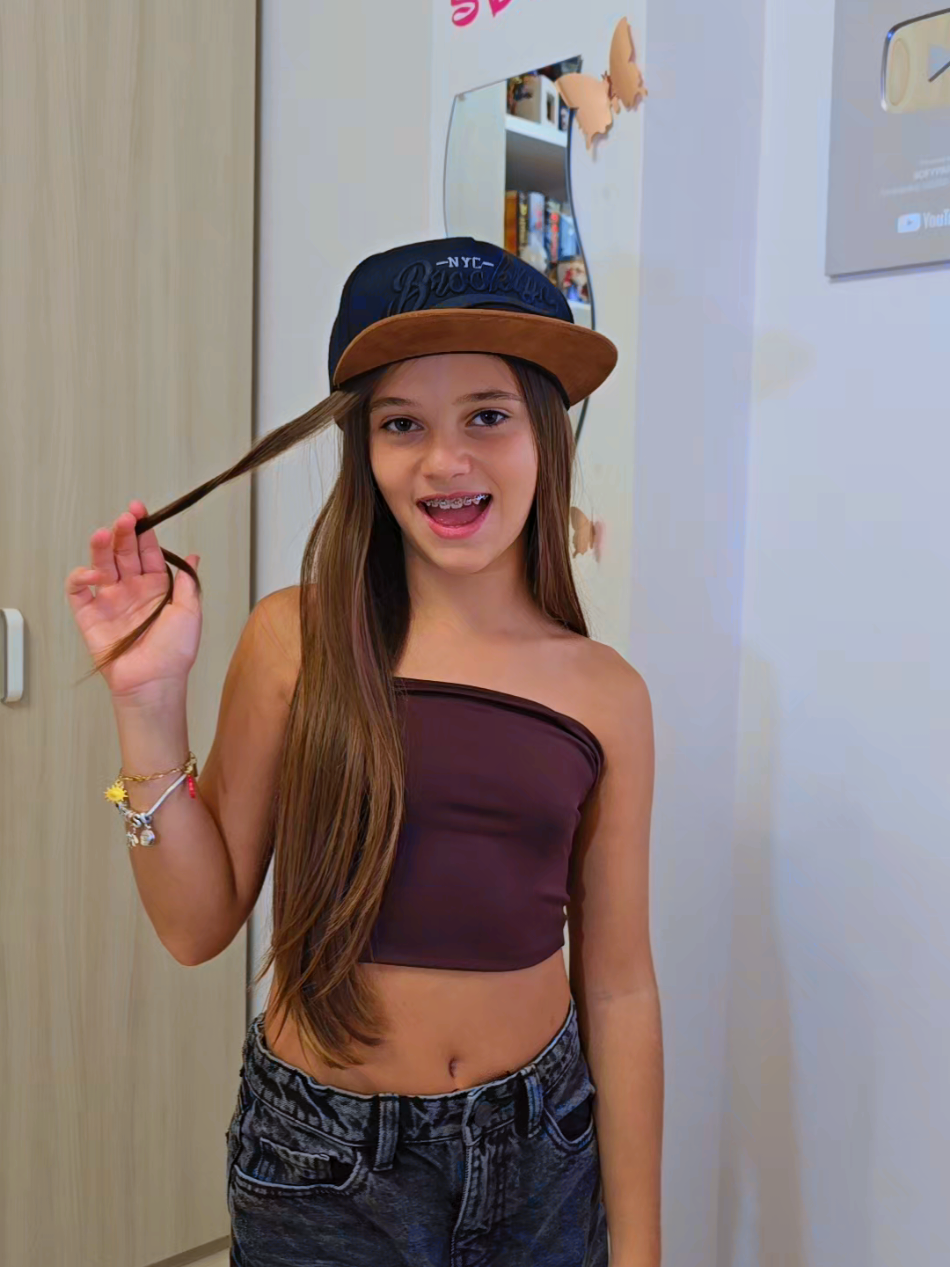 Secondo voi il mio cuore per chi fà Bam Bam Bam? 🤫💕