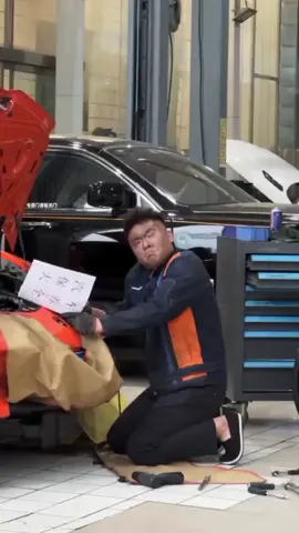 硬是找了俩小时发动机!