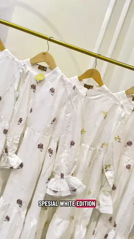 NEW COLLECTION ALERT 🥰 pecinta warna putih mana suaranya? #fyp #masukberanda #butikviral #kudus #fashiontiktok 