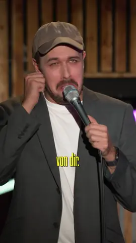 Offene Kommunikation durchgespielt #fredcostea #falschaberlustig #comedy #standup #funny #therapy #therapie #paartherapie #beziehung #moritzneumeier