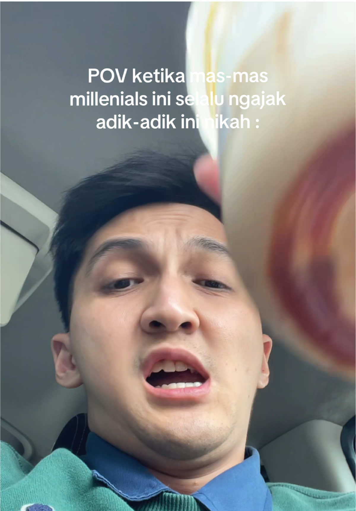 emang ada yg langsung mau kalo diajak serius sama mas-mas millenials ini? 🙂🫵🏻🙂🫵🏻🙂🫵🏻 #angkatan90an #genz 