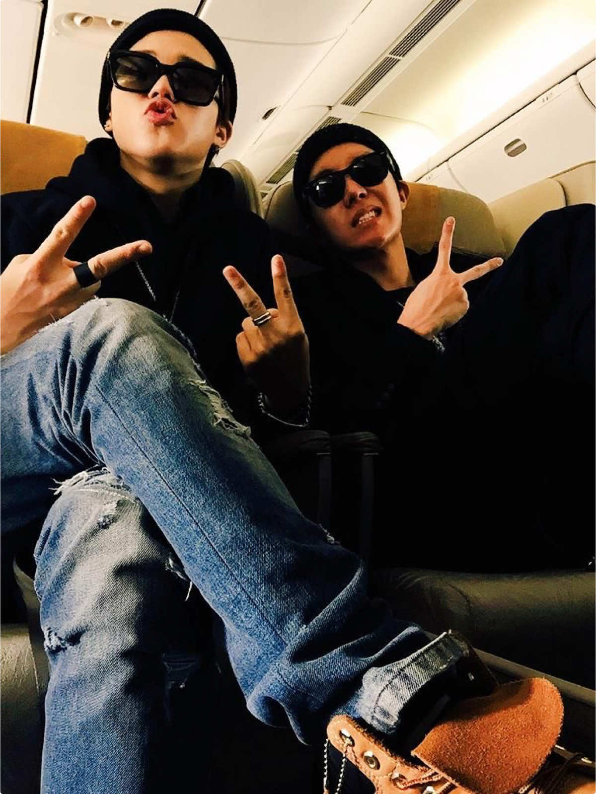 1 người xuất thân dancer underground, 1 người thủ khoa đương đại, đây đích thị là best dance duo lòng t🙏 #bts #jimin #jhope #xh #fyp 