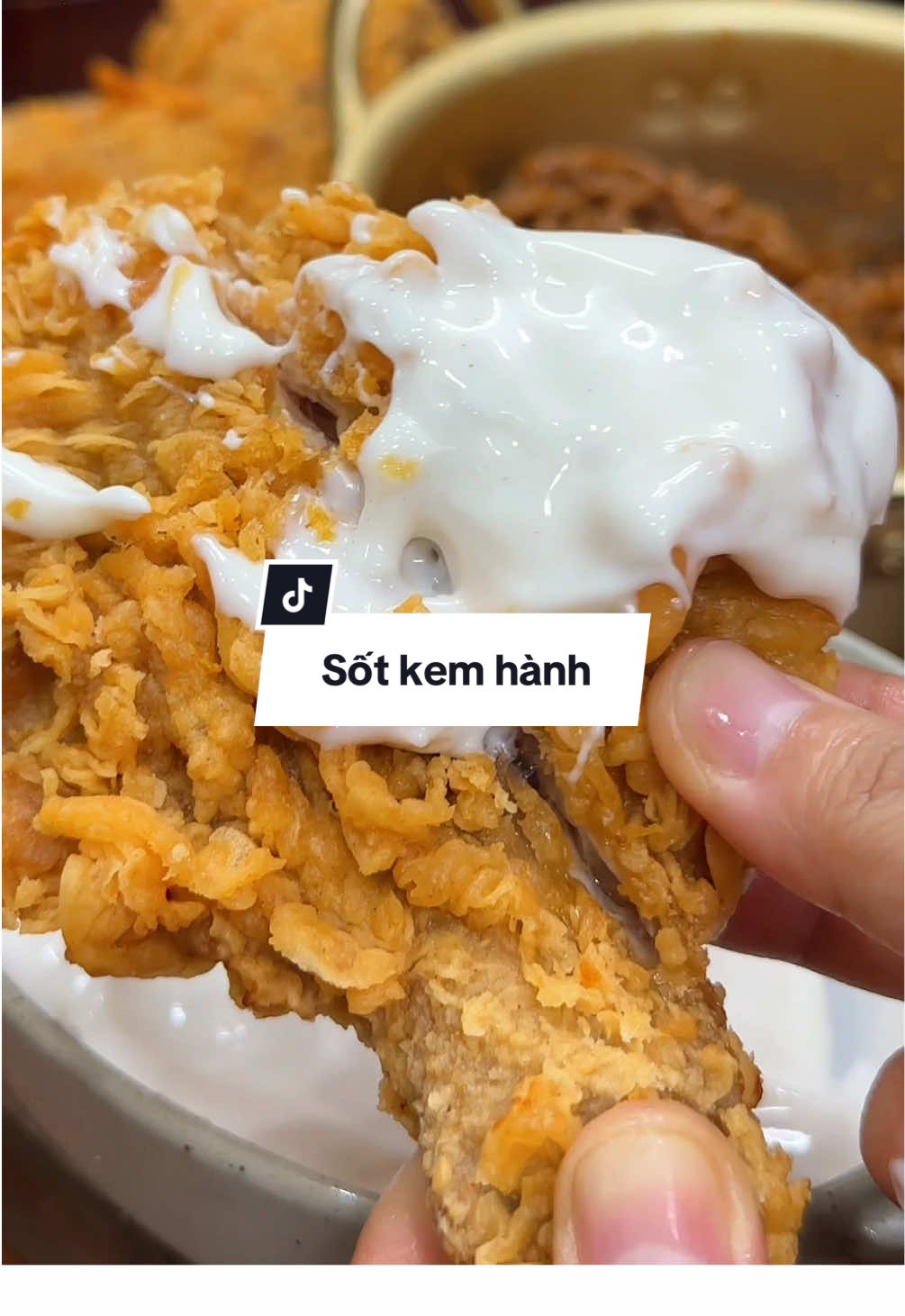 Mấy bà phải thử liền cái sốt kem hành này nha , chòi ơi phải nơi là nó ngon lắm lắm lun á , chấm với đồ chiên là bao hợp lun nè #garan #xuhuong #LearnOnTikTok #thinhhanh #food 