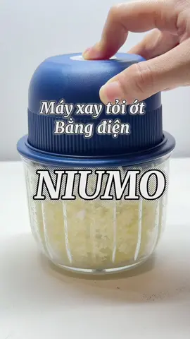 Máy xay tỏi đa năng bằng điện , hủ thuỷ tinh mấy bà tham khảo nha #mayxaytoi #mayxaytoiot #niumo #mayxaydanang #giadungtienich 