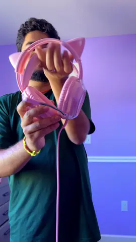 ##creatorsearchinsights #viralvideo #tiktokshop #headphone 