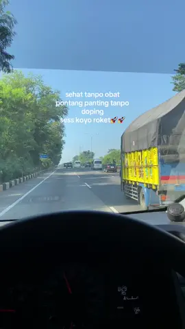 kudu sesss 💨 #hiace #fyp #hiacepremio #hiaceindonesia 