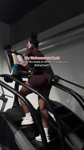 Don’t get off until you finish the book😂 but really instead of staring at the time, set chapter or page goals to complete. And watch how much longer you end up staying on the stair masters. I personally get bored during any type of cardio. I started reading on stairmaster a few yrs ago into my fitness journey and it helps!!#stairmaster #stairmastergirl #fitnessgirltip #gymgirl 