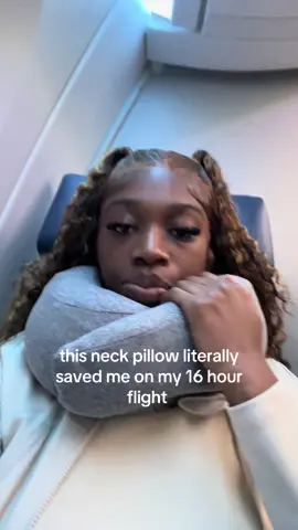 Literally threw away my traditional neck pillow after using this. #fyp #fypシ゚viral #traveltiktok  #japan #tokyo 