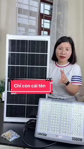 Trả lời @user7183948854068 Đèn năng lượng mặt trời công suất 5000w, ánh sáng trắng, thân thiện môi trường, tiết kiệm điện năng, dễ dàng lắp đặt sử dụng #hangxinhtuoi #dennangluongmattroi 