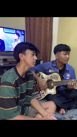 rumangsa kakang wong ora ndue. requesan mba @Aini🦋 makasih sawerannya🙃🙏 #bedakelas #tarling_indramayu_cirebon #tarling #cirebon #indramayu 