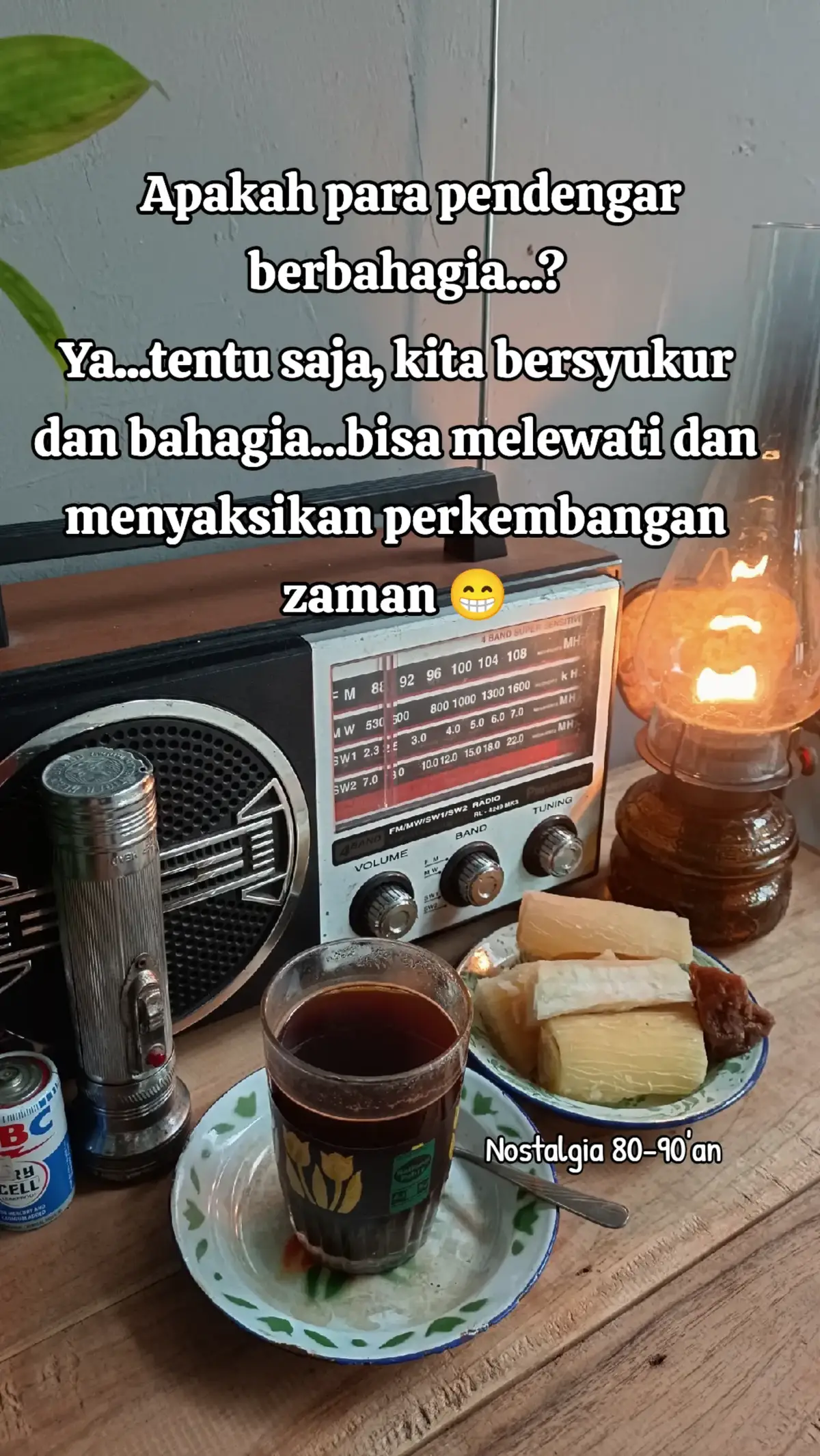 Alhamdulillah, dulu bahagia banget ya walau hiburan masih terbatas sekali #ngopi #jamandulu #nostalgia90an 