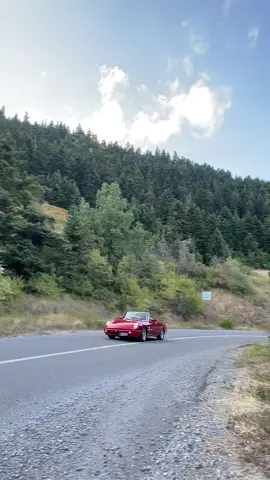 Καμπριο, καθαρός αέρας και καλή παρέα❤️    #alfaromeospider #alfaromeo #classiccar #μπεςφοργιουγαμω #παυλιανη 