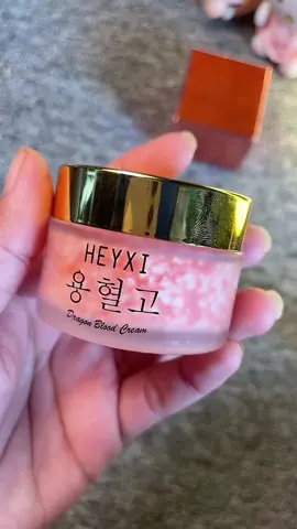 cream penghilang flek hitam dan garis halus #heyxi #creamflekhitam 
