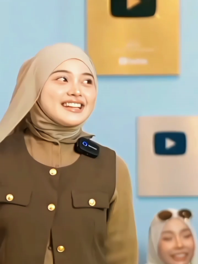 [yt alieff irfan] SUKA MATCHA🍵ATAU SUKA KOPI☕ ??? COMEL LAH FARINA NI☺😛 #aiteam #farina #aiirfan #airina #aiteamfamily @Irfan Danial @c.hzrina 