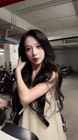 Mấy bà mê tóc bồng bềnh bơi hết vào đây #daugoi #lilystar 