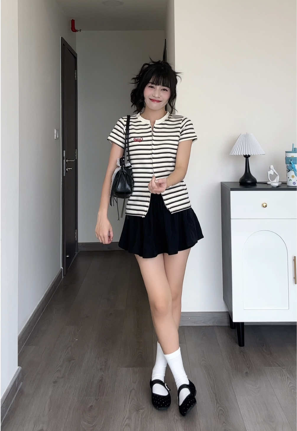 Check outfits mùa thu sao thiếu được áo thun kẻ hả mấy bà #OOTD #viral #2chijbell 
