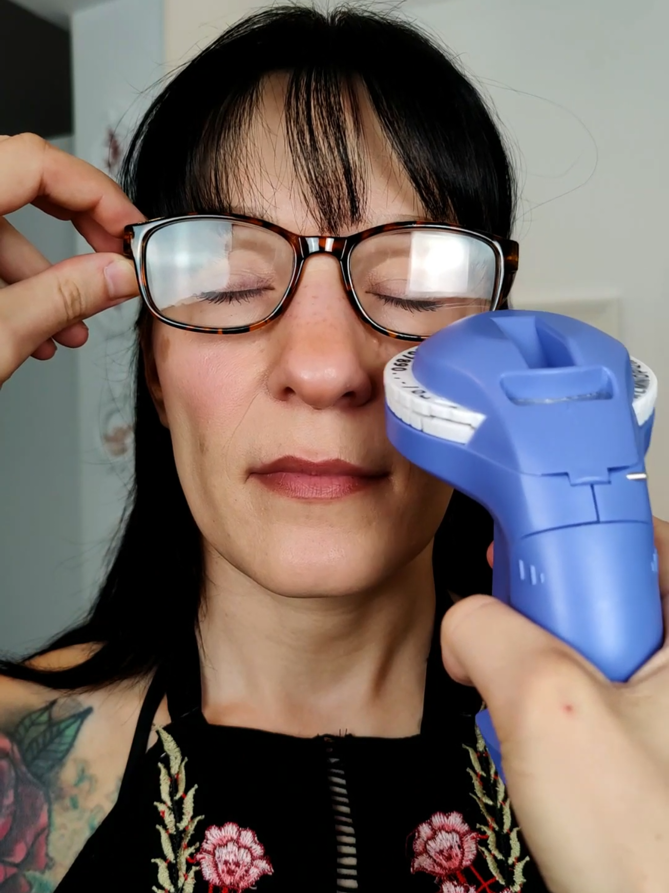 Adjust and fine tune glasses #asmr #asmrvideo 