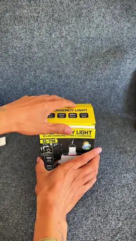 Đèn Led năng lượng mặt trời, có móc treo tiện dụng #xuhuong #dodungtienich