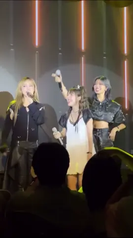 dễ thương quá 🙆‍♀️ (cre: sc rmesxr) #donganhquynh #misthy #hauhoang 