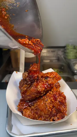 The SPICY MAPLE WINGS from @Namkeen in Williamsburg, Brooklyn NYC are INCREDIBLE! 🍗🔥🤤 Locations in NJ too! Who’s hungry?? #DEVOURPOWER #fyp #foryou #namkeen #friedchicken 