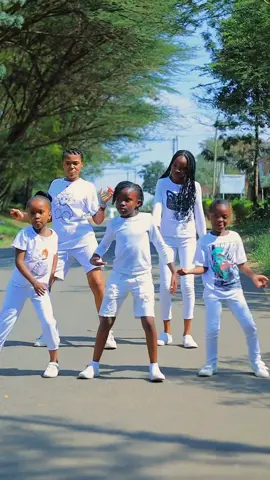 The return of tobetsa dance challenge💥🥰 #thestarkids  #dancechallenge  #thereturnoftobetsa #God  @Claraofficial  @🎀Dancer_kantha 🎀  @Natalia👸🦋  @princess pendolove  @Nikita💕 
