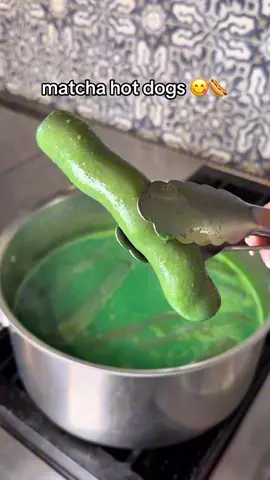 What’s going on here? Shot @Poddster  OC @Juliette 