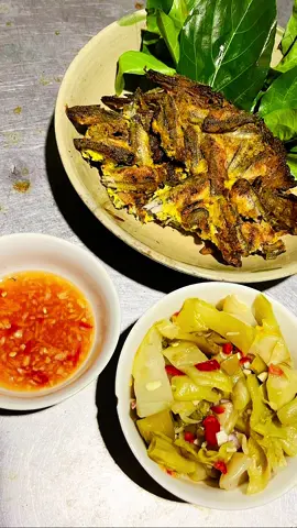 Cơm chiều đạm bạc .tráng miệng trái cây nhà trồng.em mời cả nhà ạ#tapxaykenh #xuhuongtiktok #mebimsua #cơmnhà 