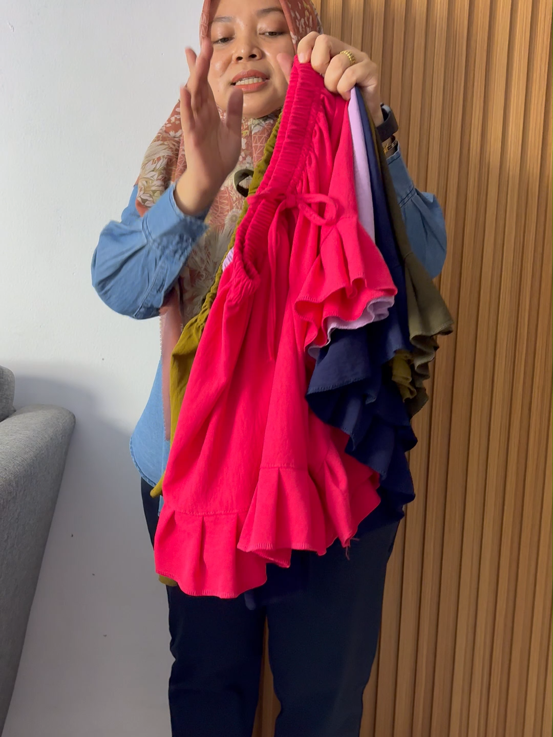 celana pendek crinkle jumbo muat BB 100kg #celanamurah #hotpants #hotpantsjumbo #celanapendekcrinkle #celanaruffle