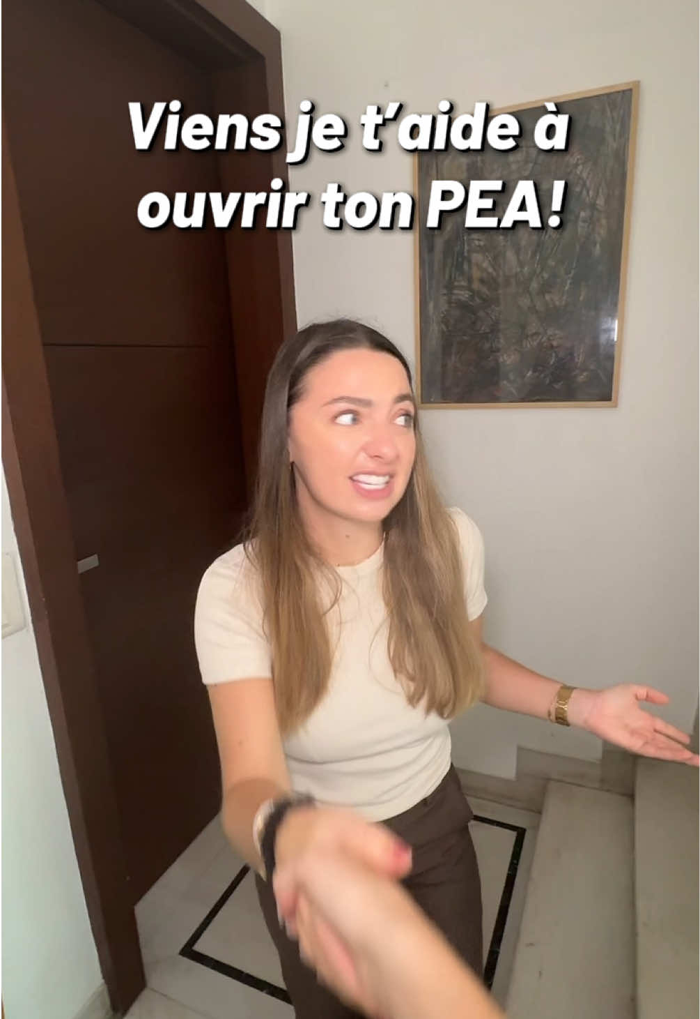👉 Mon objectif : rendre la finance accessible à tous ! Je suis coach en finance, et je t’aide à prendre le contrôle de ton argent 💼💰 💡 Si tu veux en savoir plus, rejoins-moi sur Instagram via le lien en bio !