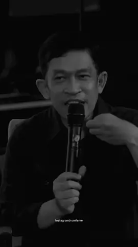 #filsafatbarat #filsafatonline #ngajibareng #ngajionline #quotes #filsafat #fyp #ngajifilsafat #belajarfilsafat #belajar 