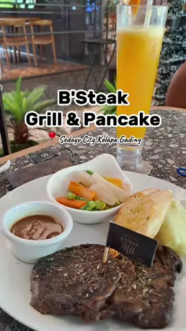 Tempatnya cozy, enak buat nyantai sambil makan cantik. Harga menu masih oke dan worth the price. Selain itu pilihan menunya banyak dan enak enak juga, recommended! Ada yang udh cobain? #bsteak #kuliner #kulinerkelapagading #kulinersedayucity #steak #steakdinner #steakviral #steaklovers #kulinerjakarta #FoodLover #Foodie #sedayucity #tenderloin #sirloin #sirloinsteak #tenderloinsteak #wagyu #wagyusteak #bsteakgrillandpancake #kulinertiktok #kulinerindonesia  #delicious #bsteakkelapagading #jakartafood 