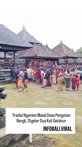 Nganten Masal Desa Pengotan, Bangli😍 Bahagia dan langgeng selali untuk penganten nggih 🙏 .  Tradisi Nganten Massal di Desa Pengotan, Bangli unik karena menjadi ritual wajib yang diikuti seluruh pasangan yang ingin menikah, bukan sekadar pernikahan massal biasa. Tradisi ini dilaksanakan dua kali setahun sesuai kalender Bali, simbol kebersamaan dan kesetaraan tanpa memandang kasta. Keunikan lainnya adalah prosesi ritual yang sakral untuk penyucian diri dan perubahan status, penyerahan biaya yang lebih hemat karena gotong royong, serta sanksi adat bagi yang melanggar.  🎥eganibosss #Infobaliviral #bali #tradisi #fyp 