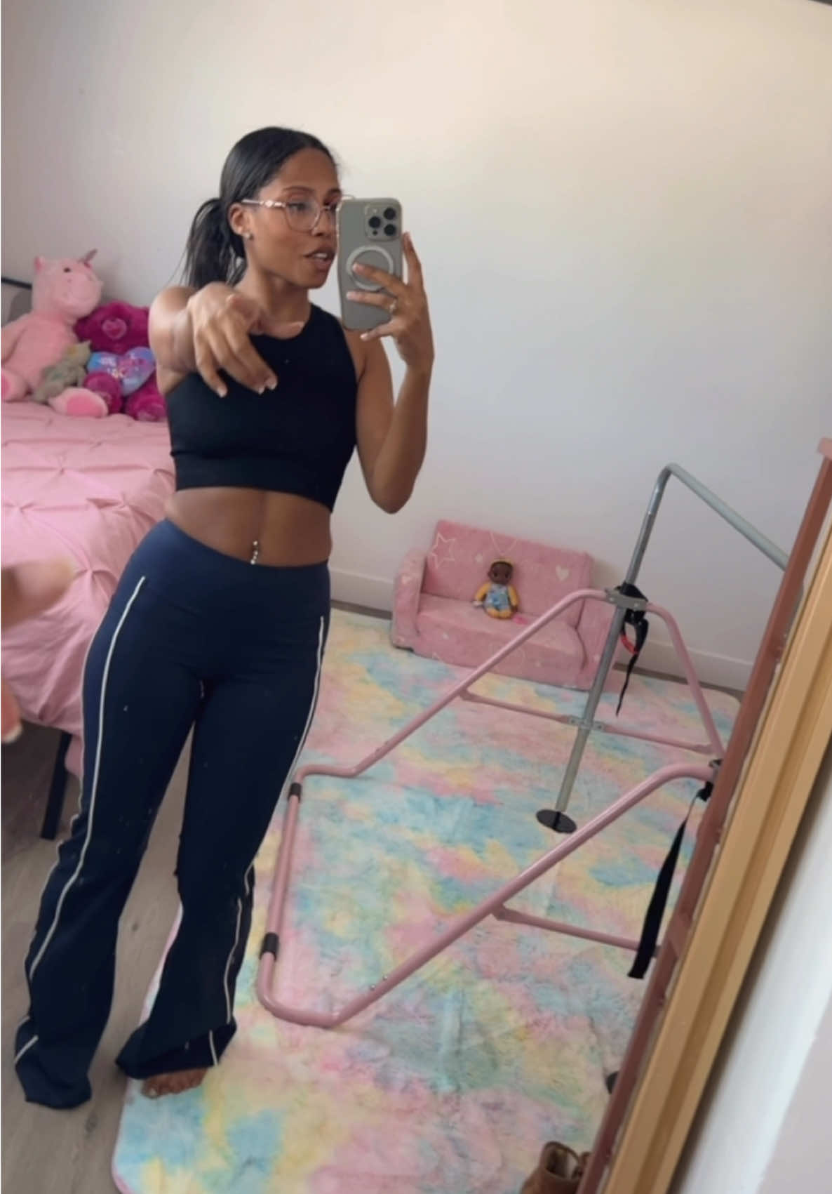 Pants is cutesss 🤭