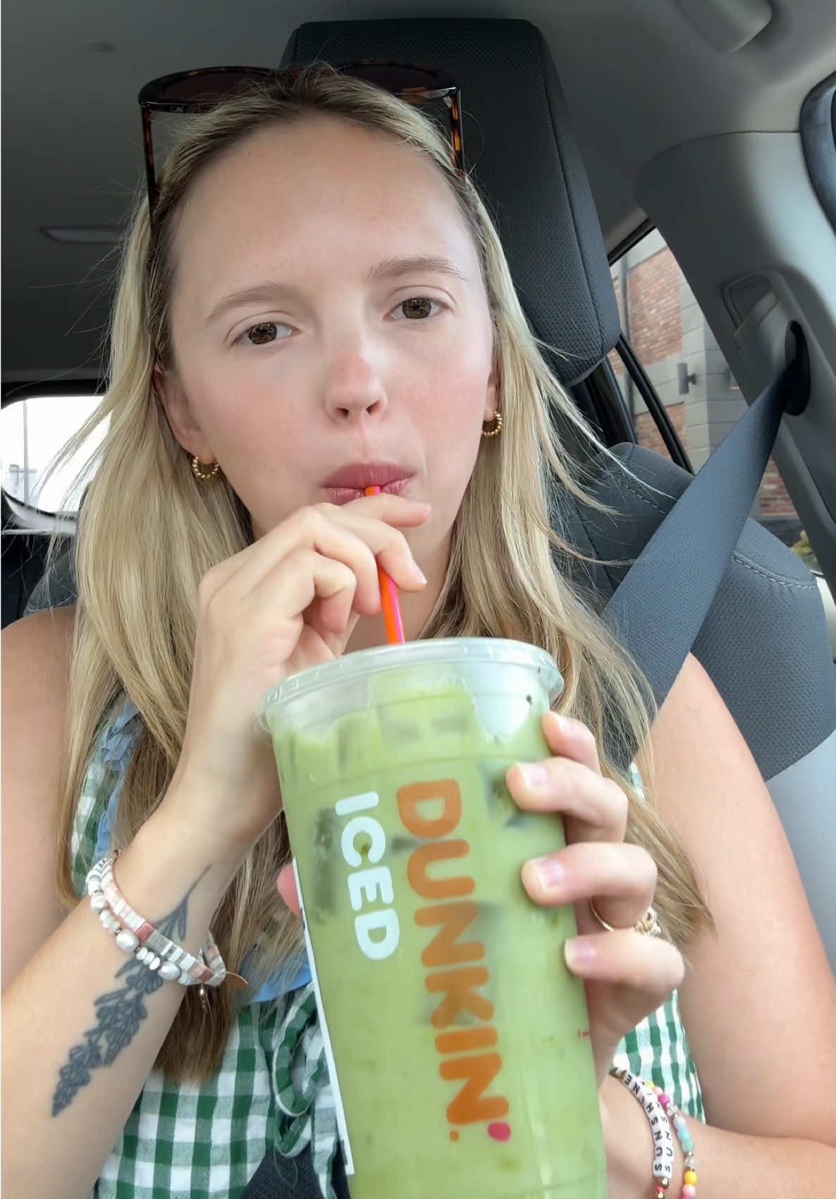 Let’s taste test this Dunkin’ menu hack that’s calling my name 👀🫐🍵#dunkinpartner  You guys know I LOVE a blueberry matcha—so when I found out that you can get one at Dunkin’ I HAD to try!! So good & tastes like a blueberry pie 🥧 Let me know if you try! 