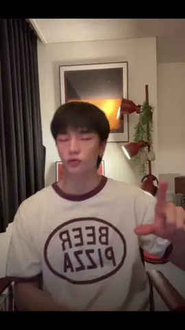 Like hyunjennieee #hyunjin #hwanghyunjin #straykids #straykidsedit #skz 