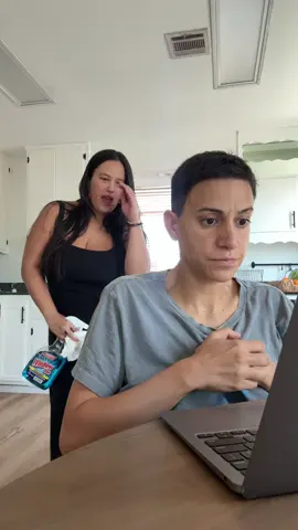 לצערי היא *באמת* לא שמה לב 🥲 #פוריו #ברנוימן #אמיליובר 