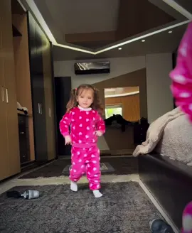 baby Diva is back 🤭🤫 #explore #viwes #cataleya_jaafar #cataleya_zalzali #كتاليا_اجمل_طفله #كتاليا_ألطف_طفله #كتاليا_جعفر #كتاليا_زلزلي #كتاليا_العالمية #كتاليا_وبابا #كتالياالشمس🌝 #كتاليا_العالميه👑 #fyppppppppppppppppppppppp 
